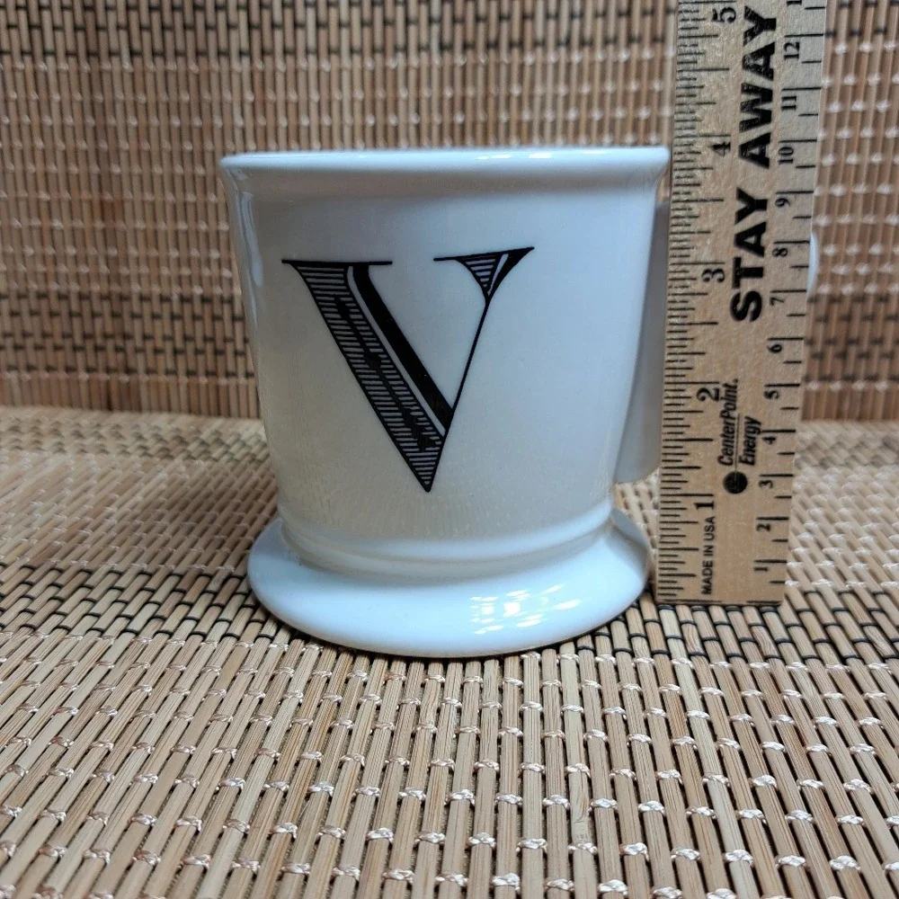 Anthropologie Coffee Mug Monogram White/ Black Letter V With Small‎ Round Handle
